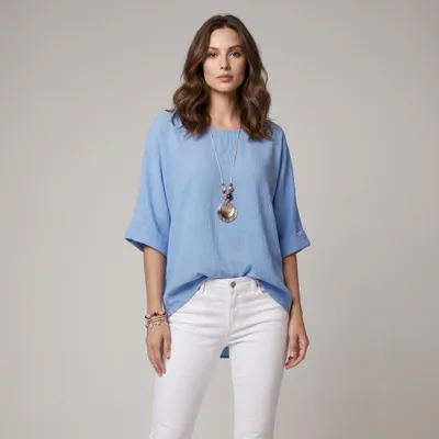 Produktbild von Damen Oversize-Bluse aus leichter Viskose mit High-Low-Saum und passender Kette. Luftig, bequem und vielseitig kombinierbar für Alltag und Büro L/XL