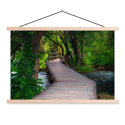 Produktbild von MuchoWow® Textilposter Wald - Natur - Brücke 120x80 cm mit holzfarbenen Rahmen - Aufhängeset