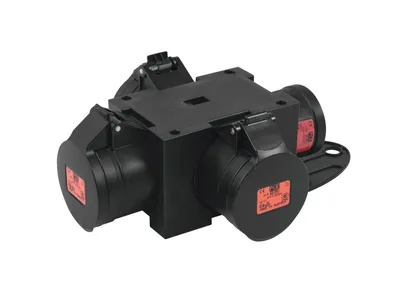 Produktbild von Stromverteiler CEE16+ mit 1x CEE 16A 5-pol Stecker und 3x CEE 16A 5-pol Buchsen