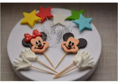Produktbild von Cukrová figurka Mickey 2D zápich do dortu - K Decor