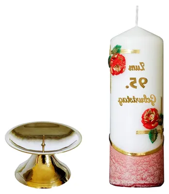 Produktbild von Jubiläumskerze/Geburtstagskerze ''Zum 95. Geburtstag'' * rot * mit farbigen Wachsauflagen * inkl. Kerzenständer aus Messing
