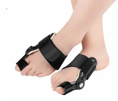 Immagine prodotto di Tutore per l'alluce valgo - Correttore per l'alluce - Set da 2 pezzi - Plastica - Nero