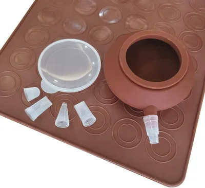 Produktbild von Macaron Silikon Backmatte Form Set,Macarons Backmatte,48 Löcher Macarons Silikonmatte,Macarons Backmatte aus Silikon,Macarons Backset mit Dekorationsstift und 4 Düsen für Macaron, Cupcake, Dessert