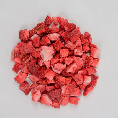 Produktbild von Food-United ERDBEEREN GEFRIERGETROCKNET Scheiben 500g
