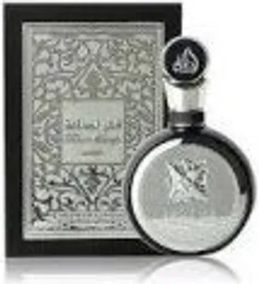 A perfume bottle and its packaging are displayed.