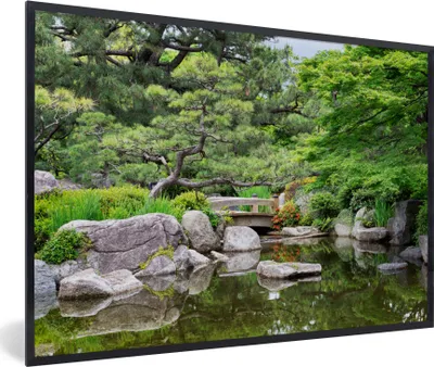 Produktbild von MuchoWow® Gerahmtes Poster Japanisch - Natur - Wasser - Steine - Bäume 90x60 cm - Poster mit Schwarzem Bilderrahmen Wandposter Rahmen Foto Bilder - Fotorahmen - Foto-Plakat