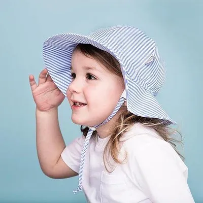 Produktbild von Famanu Sonnenhut für Babys und Kleinkinder, 50+ UPF Baumwolle, verstellbarer Kinnriemen, breiter Rand
