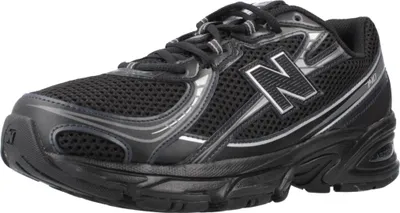 Zdjęcie produktu dla New Balance Sneakers U740BM2 in Black color size 45