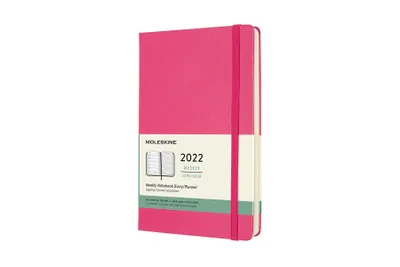 Produktbild von Moleskine 12 Monate Wochen Notizkalender 2022, Large/A5, 1 Wo = 1 Seite, rechts linierte Seite, Gebunden, Bouganiville Pink