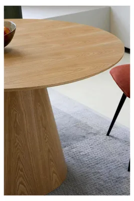 Produktbild von Runder Esstisch mit Tischplatte aus Echtholz-Furnier in Natur-Eiche lackiert für bis zu 5 Personen, Küchentisch, Esszimmertisch, Säulentisch, D 120, H 75 cm