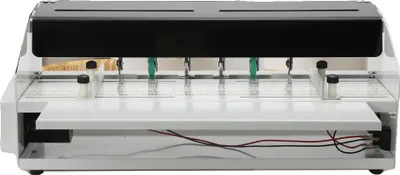 Obrázek produktu pro Elektrický embosovací stroj, kompaktní design, vysoká účinnost, všestranná kompatibilita, přesný výkon, odolná konstrukce