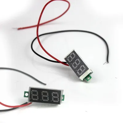 Productafbeelding van Digitale Voltmeter Set - Spanningsmeter LED - Accu Spanning Meten - Omkeerbeveiliging - 4 stuks - Rood Geel Groen Blauw