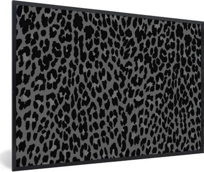 Produktbild von MuchoWow® Gerahmtes Poster Pantherdruck - Muster - Grau 60x40 cm - Poster mit Schwarzem Bilderrahmen Wandposter Rahmen Foto Bilder - Printing - Wanddeko Schlafzimmer