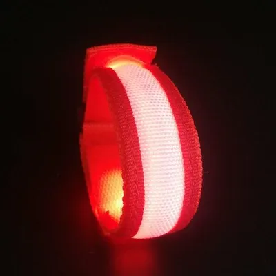 Image de Bracelet réfléchissant, LED, rechargeable, rouge, pour la randonnée nocturne, la course à pied, le vélo