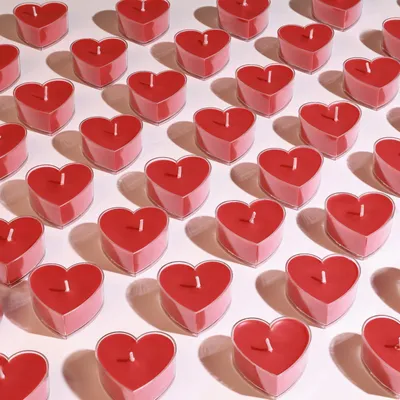 Image de Lot de 50 bougies en forme de cœur, idéales pour toutes les occasions