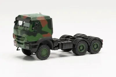 Produktbild von Herpa 746908 - 1/87 Iveco Trakker geschützt 6x6 SZM Flecktarn „Bundeswehr