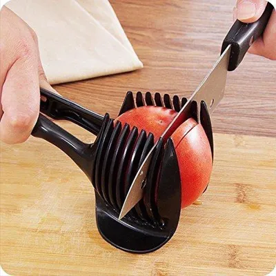Produktbild von Go Go Gadget – Tomatenschneider/Zwiebelschneider/Zitrusschneider/Tomatenzange/Multifunktionsschneider (schwarz)