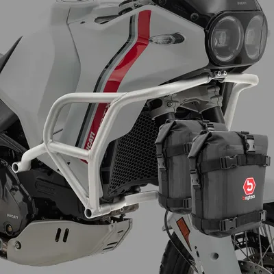 Produktbild von Set Sturzbügel + Taschen für Ducati DesertX 22-25 Motoguard MK13 silbe