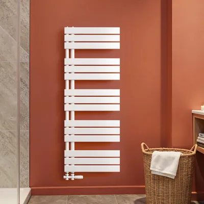 Immagine prodotto di S'AFIELINA 1320x500mm Radiatore da bagno Radiatore per asciugamani Radiatore a pannello piatto per bagno Attacco laterale Bianco 661 Watt