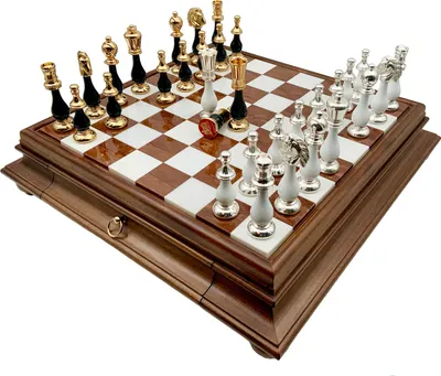 Immagine prodotto di Set Di Scacchi Italiano In Ottone/Legno Oro/Argento + Scacchiera In Marmo/Legno 46
