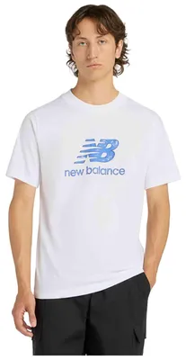 Produktbild von T-Shirt New Balance Camiseta New Balance Sport Essentials Stamp Logo manga corta blanco azul für Uni
