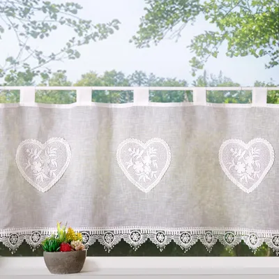 Produktbild von Heimtexland ® Scheibengardine Landhaus Gardine Leinen-Optik natur Bistrogardine 45x120 Makramee Borte Typ896 Herz Applikation