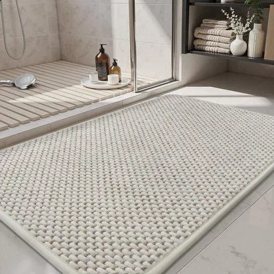 Obrázok produktu pre Kúpeľňová rohožka Unyqoos® z chenille s protišmykovým a savým povrchom pre bezpečnosť a pohodlie