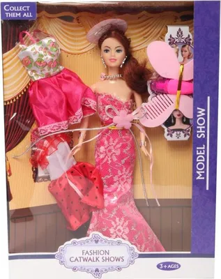 Image de Poupée en robe rose et chapeau bleu inclus