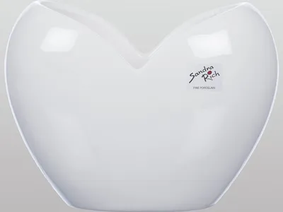 Produktbild von Deko Herzvase, Vase HERZ weiß H. 11cm 15x9cm Porzellan Sandra Rich