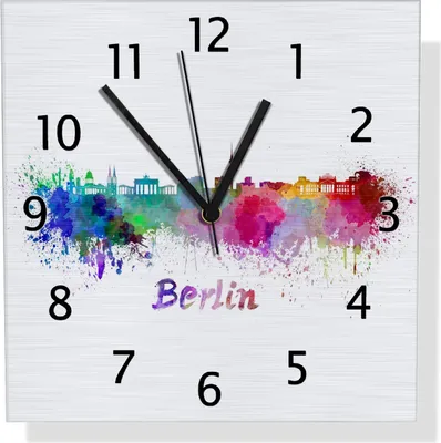Produktbild von Wallario Design Wanduhr Städte als Aquarell - Skyline von Berlin aus Aluverbund, Größe 30 x 30 cm