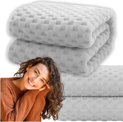 Zdjęcie produktu dla Koc łóżko fotel 160x200cm ozdoba kwadrat tłoczony pled prezent na urodziny