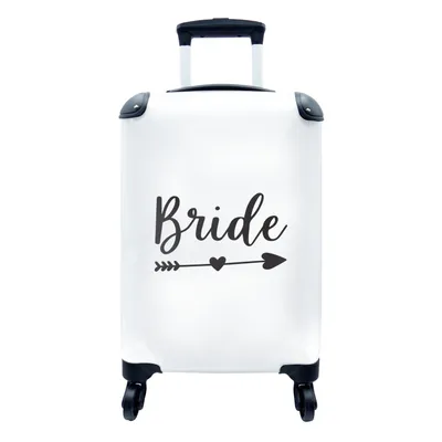 Produktbild von MuchoWow® Koffer Handgepäck Trolley Rollkoffer Kleine Reisekoffer mit 4 Rollen - Pfeil durch ein Herz mit dem Wort "Braut" auf einem weißen Hintergrund - Cabin Size < 55x40x23 cm & 55x40x20 cm - Fotokoffer - Kabinenkoffer - Boardgepäck - Reise-Box - Reisekoffer - Reisegepäck - Koffer mit Bild - Trolley für Kinder