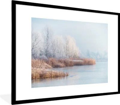 Produktbild von MuchoWow® Gerahmtes Poster Landschaft - Winter - Schnee - Eis - Morgen 80x60 cm - Poster mit Schwarzem Bilderrahmen Wandposter Rahmen Foto Bilder - Schlafzimmer-Dekorationen - Fotoposter