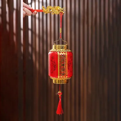 Image de Lanterne chinoise de poche illuminée Lanterne rouge traditionnelle Décoration de lanterne pour le Nouvel An et le Festival de Printemps