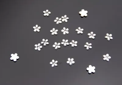 Produktbild von Applikation - Silberblume 6 mm 50 Stk.
