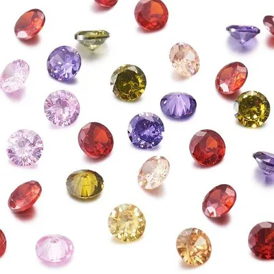 Productafbeelding van Zirkoniumoxide cabochons, verpakking van 50 stuks - Gevormd met facetten - Geschikt voor sieraden maken en kunsthandwerk - Glanzend - Diameter 4 mm