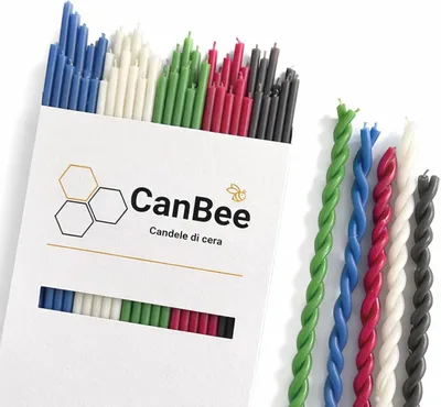 Productafbeelding van Dunne kaarsen van natuurlijke bijenwas 50 stuks multicolor – Wit zwart rood blauw groen – Lange brandduur ca. 60 minuten – 18 cm x Ø 6 mm