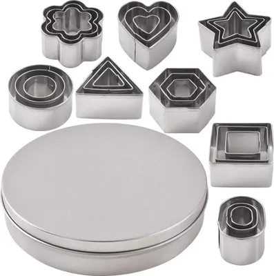 Produktbild von Allecto plus - 24-teiliges Set aus rostfreiem Edelstahl Ausstechformen, Herz, Stern, Blume, geometrische Formen - Mini-Ausstecher