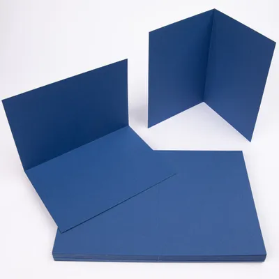 Produktbild von 50 x Klappkarten DIN A6 blanko Tonkarton Geschenkkarten - Saphir Blau