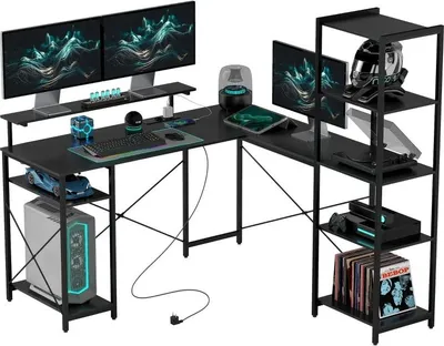Image de Bureau d'ordinateur en L noir 137 x 140 x 139,5 cm Bureau d'angle avec 6 étagères, ports USB et prise électrique Table de gaming Support d'écran Bureau de bureau Structure métallique