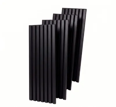 Produktbild von MEBANO. 4er-Set Akustikpaneele Holz 30x132 cm Schwarz Matt 3D Wandpaneele aus Holzfunier und Filz Wandverkleidung Innen Paneele Wand, KI-generiertes Bild