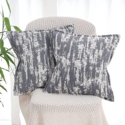 Obrázok produktu pre Sada dvoch obliečok na vankúše Ibzoa®, 40 x 40 cm – štvorcové, mäkký plyš, sivobiele, so skrytým zipsom, vhodné na pohovku a do spálne