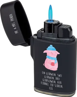 Produktbild von Mr. & Mrs. Panda Feuerzeug Schweinchen Glühwein - Schwarz - Geschenk, sturmfeuerzeuge, Weihnachten, Betrunken, gasfeuerzeuge, Spruch, Weihnachtsmarkt, Zünder