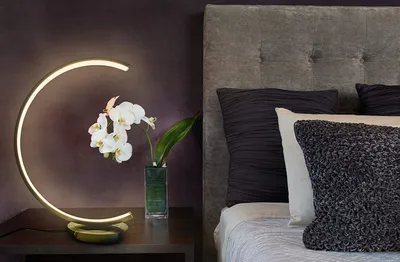 Zdjęcie produktu dla Lampa stołowa LED *MOONLIGHT* z funkcją dotykową i ściemniania