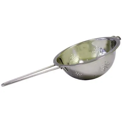 Produktbild von Küchensieb aus rostfreiem Stahl, 20 cm Durchmesser, mit Griff und Aufhängehaken