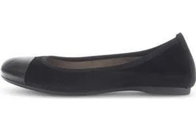 Produktbild von Gabor Ballerinas für Damen, elegant, aus schwarzem Rauleder, Größe 37.5