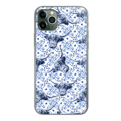 Produktbild von MuchoWow® Handyhülle Schutzhülle Hülle für iPhone 11 Pro Max Delfter Blau - Tiere - Schottischer Highlander Silikon Softcase Handy Hülle - Schutz