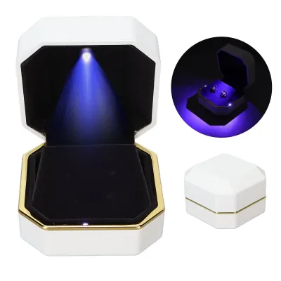 Produktbild von LED-beleuchtete Schmuck-Geschenkbox, Ohrring-/Ohrstecker-Vitrine für Heiratsantrag, Verlobung, Hochzeit