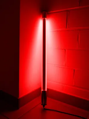 Produktbild von 9775 LED Stab VISION 24 W 153 cm EK Kabel-weiß Kunststoff-Röhre Rot