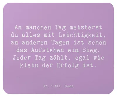 Produktbild von Mr. & Mrs. Panda Mousepad Spruch Leichtigkeit im Alltag - Lavendeltraum - Geschenk, Gefühle, mauspad laptop, Mouse Pad, Motivation, Lebensfreude, mousematte, pc, Gefühl